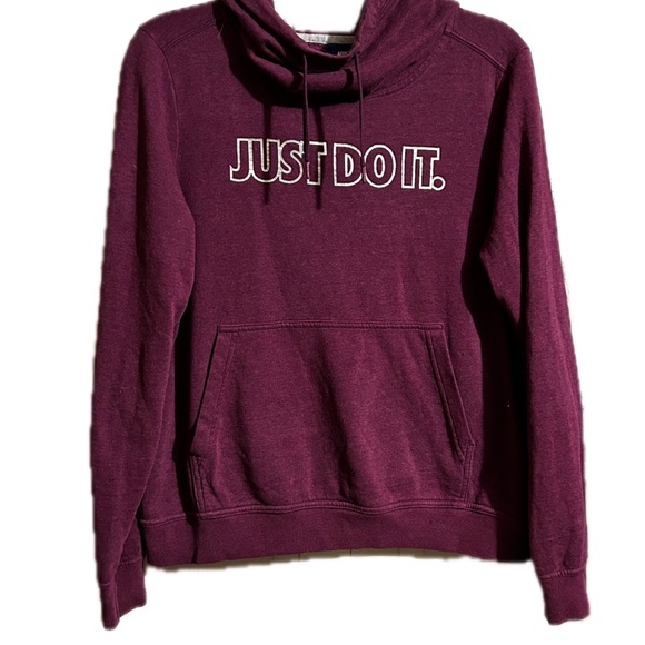 Women’s Nike Purple Hoodie Sweatshirt Size Medium - Picture 1 of 3